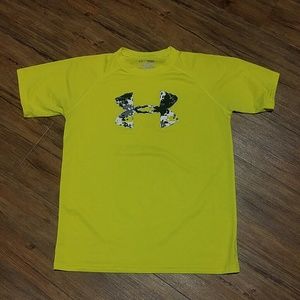 Under Armour loose tee